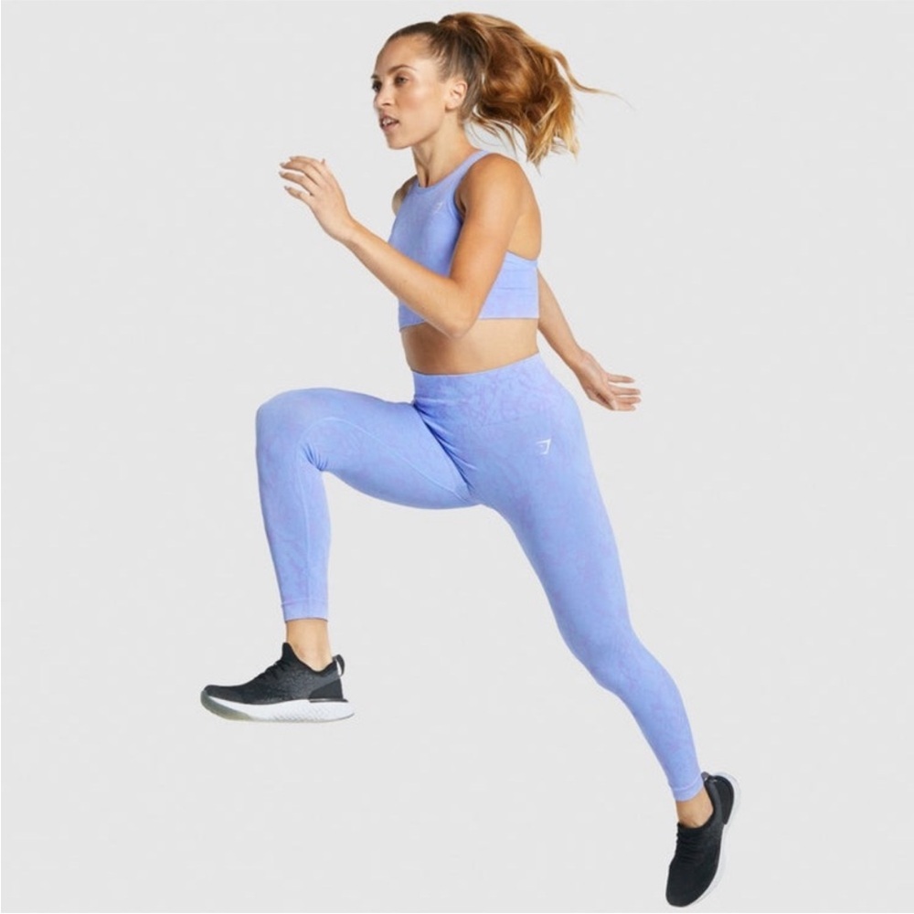 GYMSHARK Adapt Animal Seamless Sports Bra and Leggings- Like New, Small